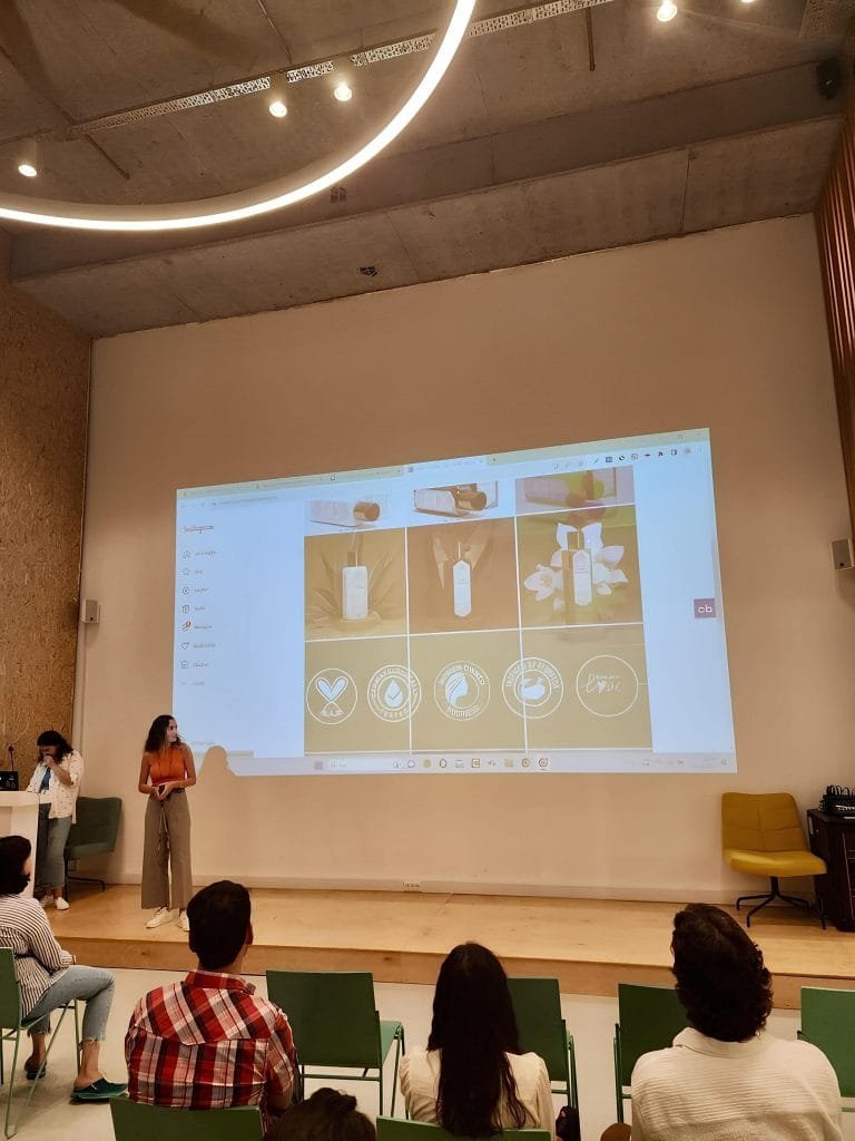 Glam Therapy Zemin Istannbul Sunum min 768x1024