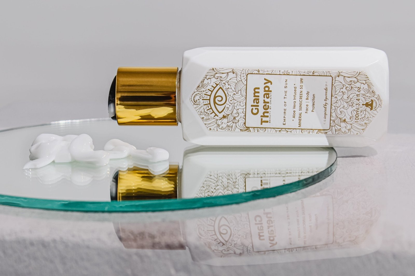 Glam Therapy Solar Embrace Aloe Vera Infused 50 SPF Nemlendirici Güneş Kremi